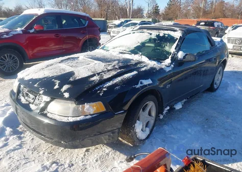 2000 Ford Mustang Gt z USA, uszkodzony, nr VIN 1FAFP45XXYF106473